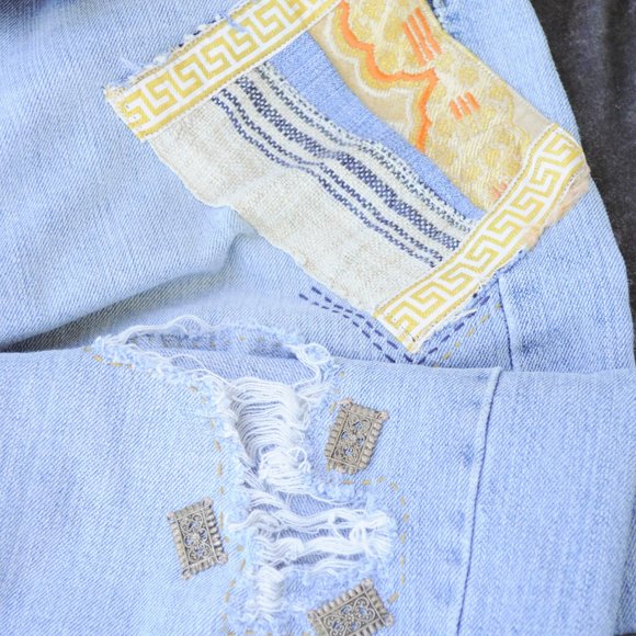 The "Halle" Jeans | Upcycled Boho Retro Patchwork | - Picture 9 of 10